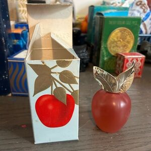Vintage Avon Elusive Cologne In Royal Red Apple Decorative Decanter 3 Oz NOS